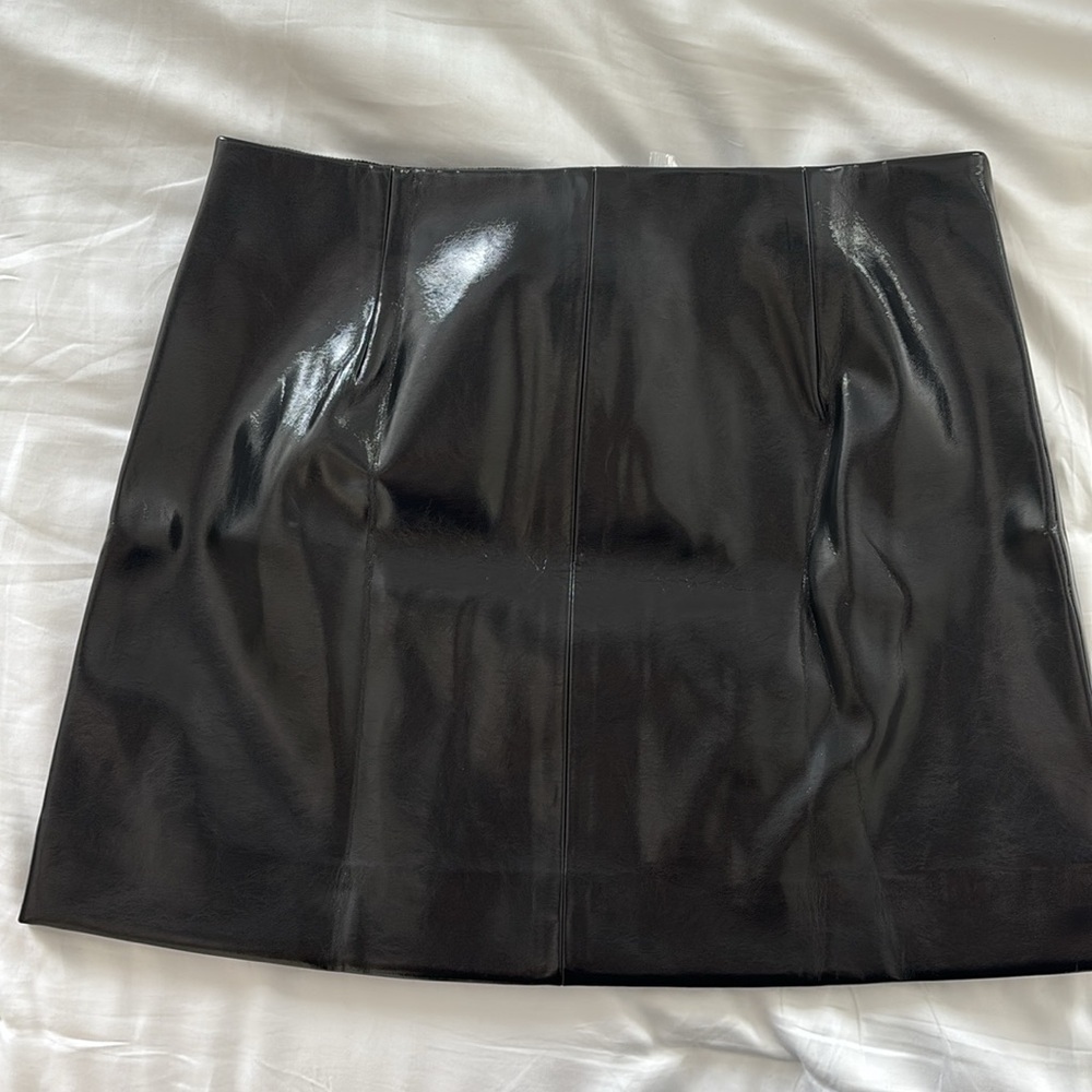 NWT J. Crew Collection black faux patent leather mini skirt size 4 - Picture 6 of 12